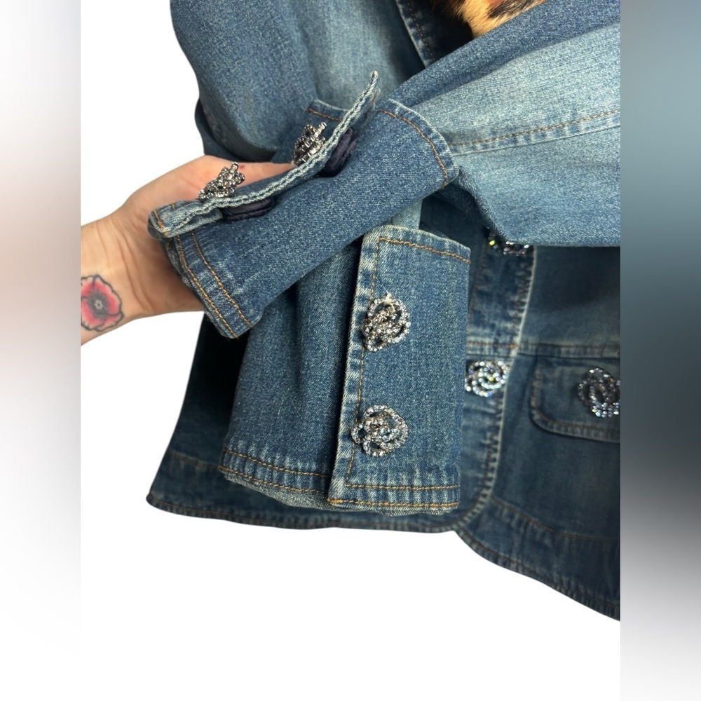 Y2K Berek Denim Faux Cheetah Fur Collar Embellished Jean Jacket Size Small - Picture 4 of 13